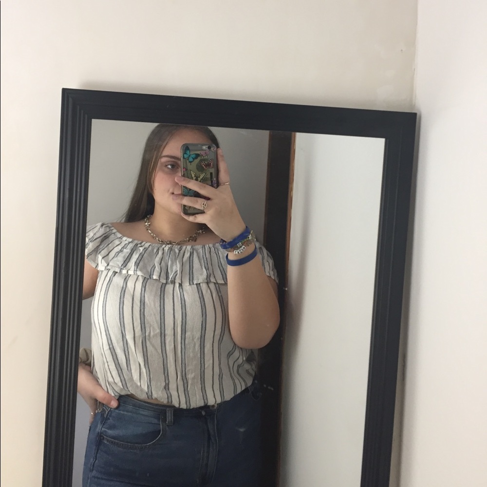 white and blue off the shoulder crop top or blouse